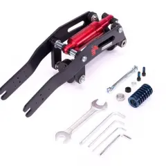 Un système de suspension monorim noir et rouge avec des outils.