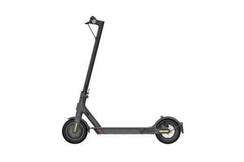 Trottinette électrique Xiaomi Scooter 1S, grise, vue latérale. Idéale pour les déplacements urbains rapides et écologiques.