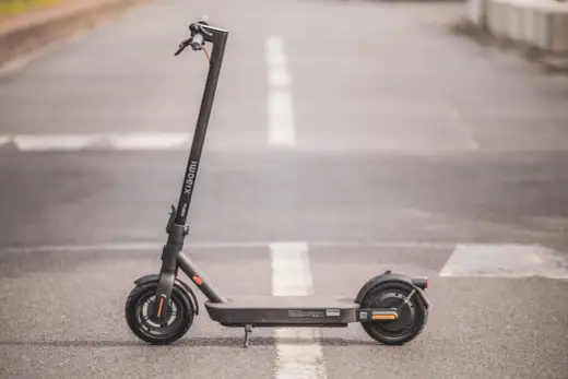 Xiaomi Electric Scooter 4 Pro - quelle version choisir ?